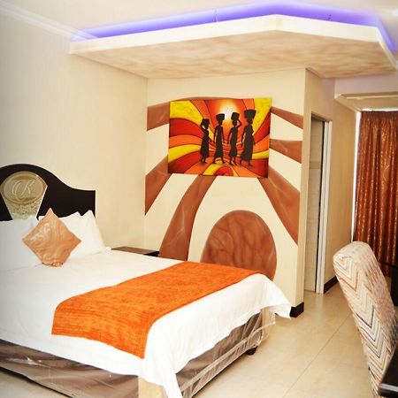 פיטרמריצברג Kismet Hotel מראה חיצוני תמונה