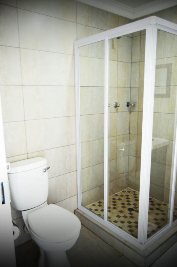 פיטרמריצברג Kismet Hotel מראה חיצוני תמונה