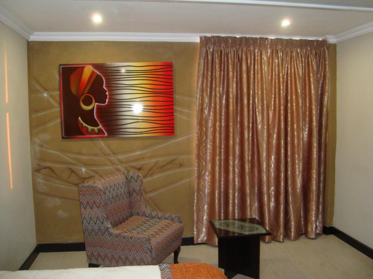 פיטרמריצברג Kismet Hotel מראה חיצוני תמונה